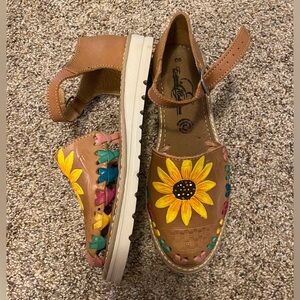 Women’s Sunflower Huaraches
